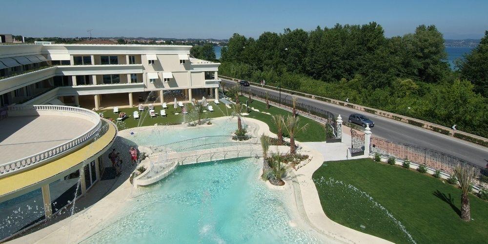 Relais Du Lac Desenzano del Garda Bagian luar foto