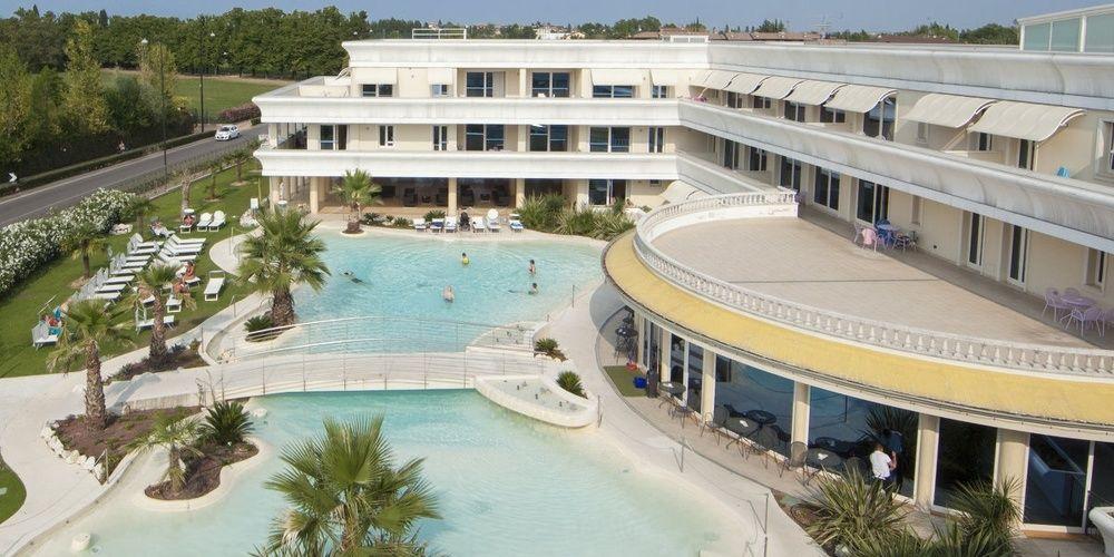Relais Du Lac Desenzano del Garda Bagian luar foto