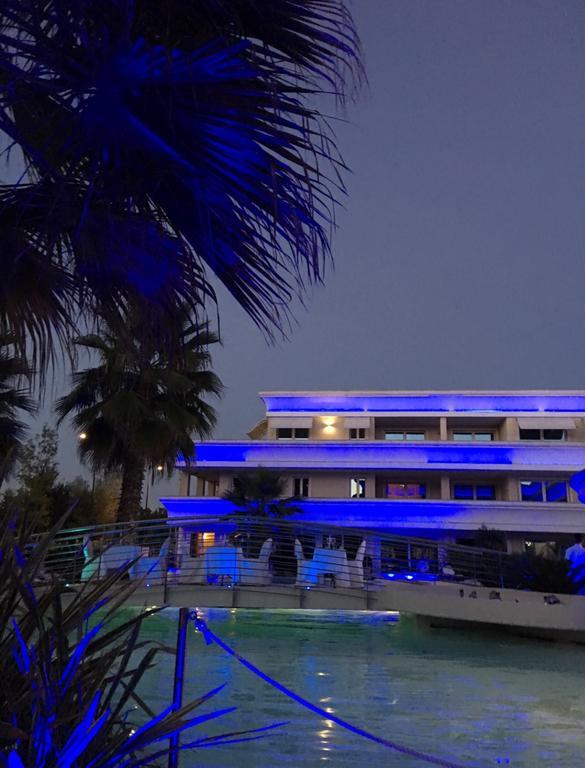 Relais Du Lac Desenzano del Garda Bagian luar foto