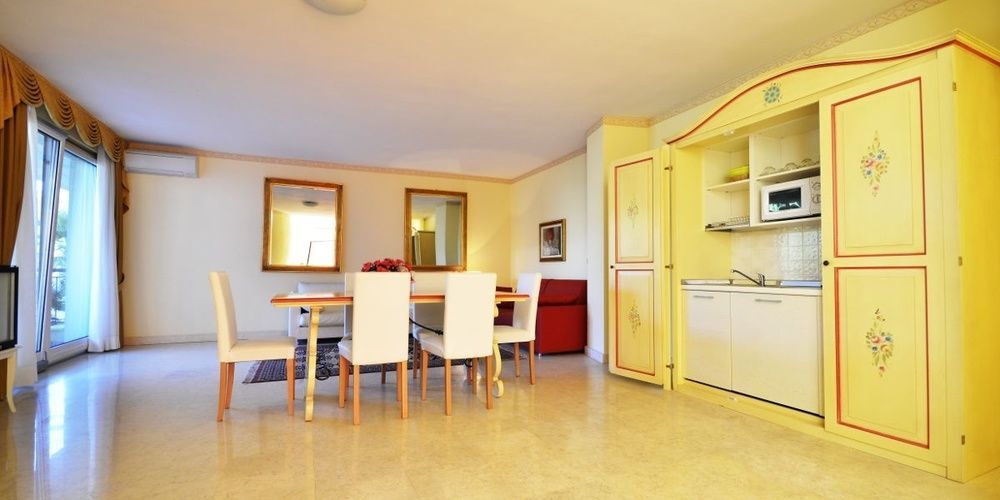 Relais Du Lac Desenzano del Garda Bagian luar foto