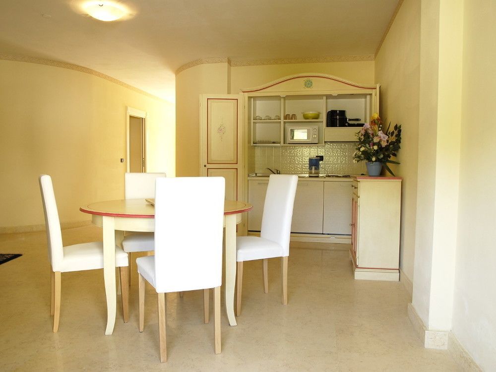 Relais Du Lac Desenzano del Garda Bagian luar foto