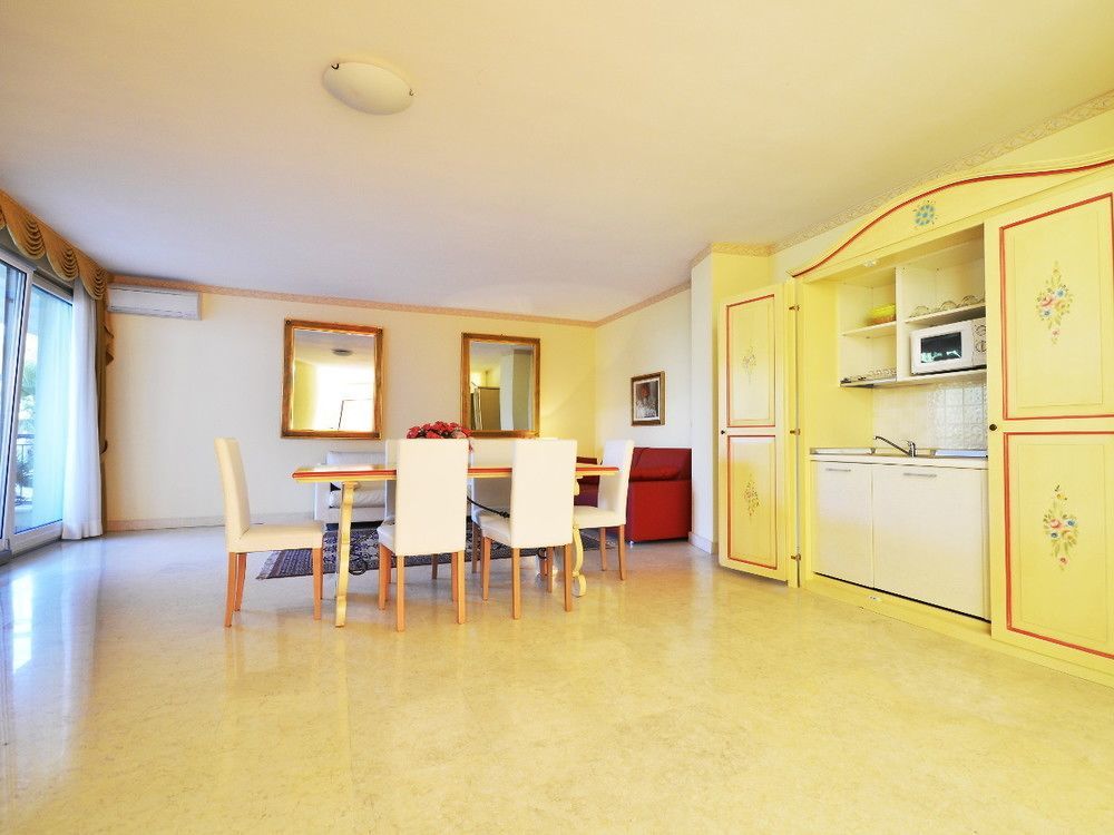 Relais Du Lac Desenzano del Garda Bagian luar foto